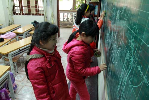 Hàng nghìn học sinh nghỉ học tránh rét 3