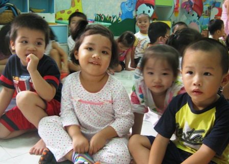 Trẻ trường công “gửi ké” trường tư ngày cận Tết 2