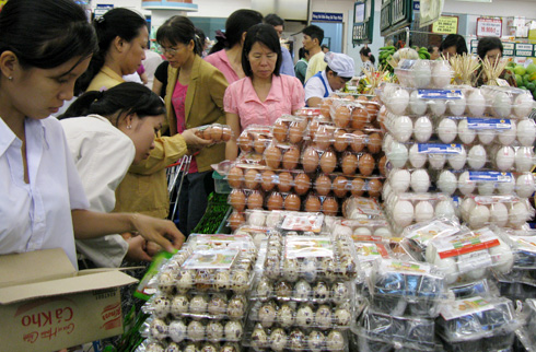 Đằng sau câu chuyện trứng gà tăng giá 1