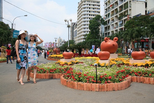 Rộn ràng Tết mọi miền 4
