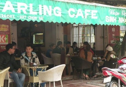 Phở sáng, cà phê bình dân kiếm đậm đầu năm 2