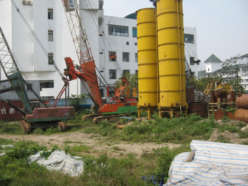 Liều sống trong chung cư nghiêng 15 độ giữa Hà Nội 3 Liều sống trong chung cư nghiêng 15 độ giữa Hà Nội 3