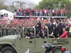 Chuyển thi hài ông Hugo Chavez tới bảo tàng quân sự 1