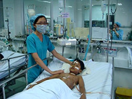 Truyền 8 lít máu cứu trẻ bị vỡ gan 1 Truyền 8 lít máu cứu trẻ bị vỡ gan 1