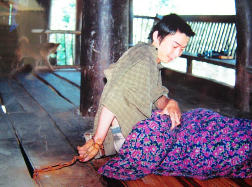 Những phận người trong cũi 1