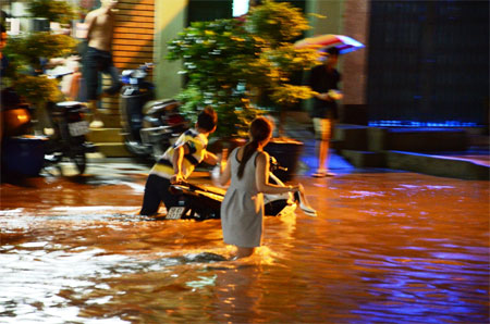 Sài Gòn ngập sâu nhất kể từ đầu mùa mưa 3
