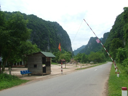 Siết chặt việc ra vào rừng sau tin đồn trúng trầm chục tỷ 2