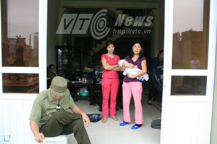 Họp khẩn 'xử' vụ côn đồ đánh sản phụ nhập viện 1