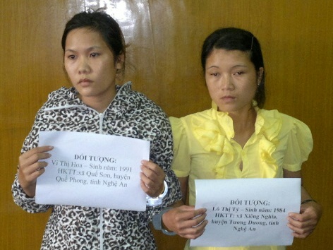 Quảng Ninh: Bắt giữ 40 bánh heroin và triệt phá đường dây buôn người  2