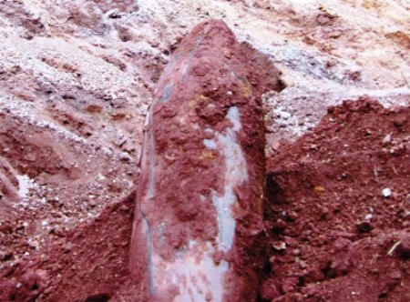 Phát hiện bom “khủng” gần khu di tích 1