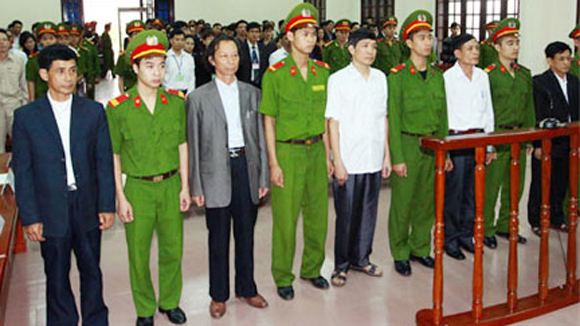 Xét xử phúc thẩm các cựu quan chức huyện Tiên Lãng, Hải Phòng 1 Xét xử phúc thẩm các cựu quan chức huyện Tiên Lãng, Hải Phòng 1