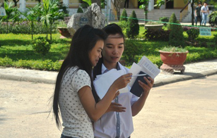 Gợi ý giải môn Toán khối B, D và môn địa lý khối C, đợt 2 kỳ thi ĐH 2013 1