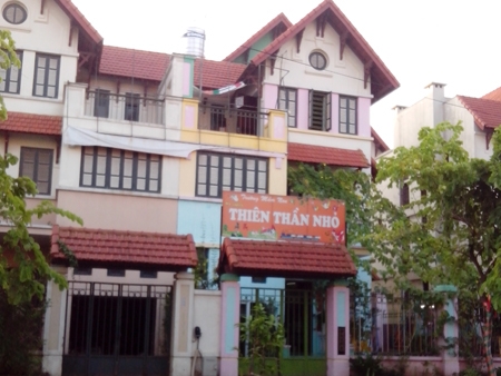 Bé gái 12 tháng tuổi chết bất thường tại nhà trẻ 3