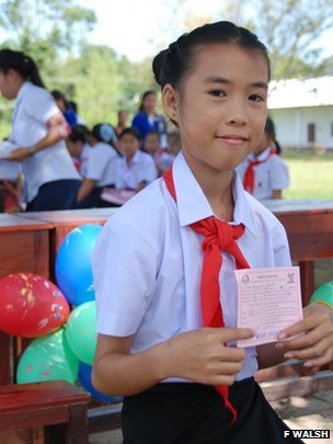 Tiêm phòng vaccin HPV ngừa ung thư tại Lào 1