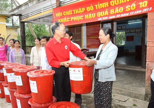 Trung Quốc ủng hộ 30.000 USD khắc phục hậu quả bão số 10 tại Việt Nam 1 Trung Quốc ủng hộ 30.000 USD khắc phục hậu quả bão số 10 tại Việt Nam 1