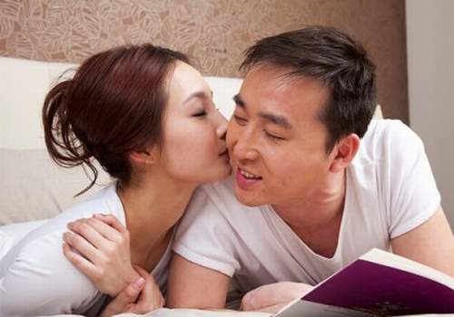 Vì sao nàng trở nên táo bạo trên giường?