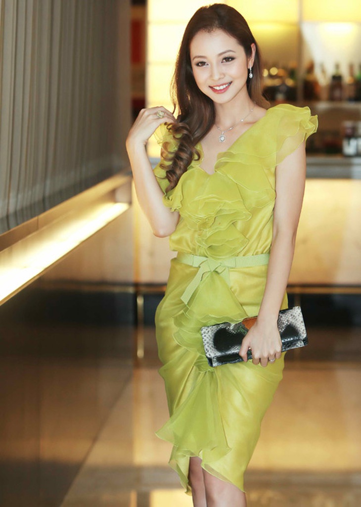 Jennifer Phạm bật mí tuyệt chiêu giữ vóc dáng