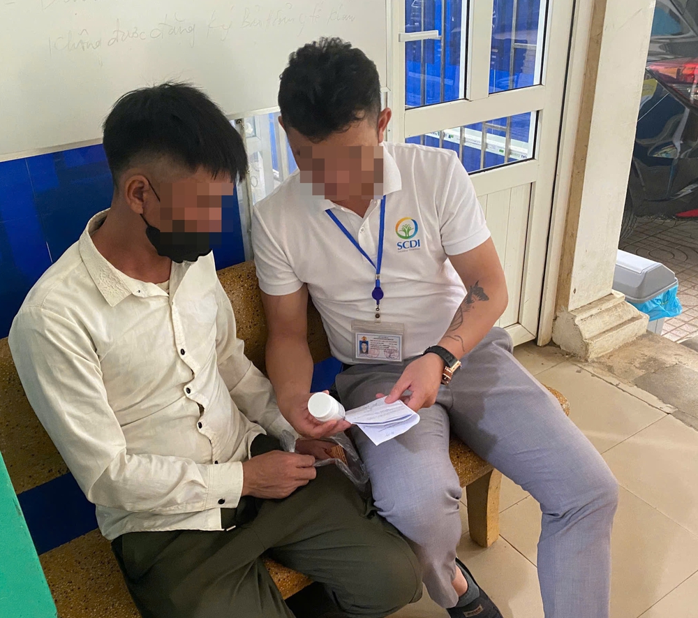 Từ mặc cảm đến sẻ chia (1): Những đồng đẳng viên viết tiếp hành trình sống tích cực với HIV- Ảnh 8.