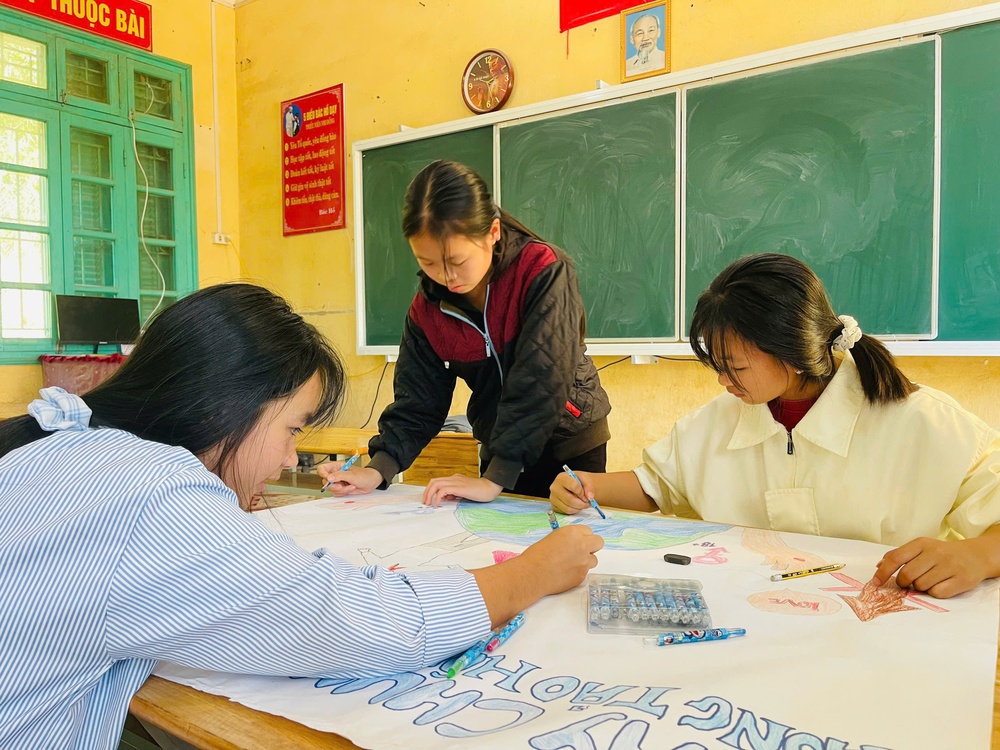 Từ cổng trường vùng cao, cô giáo trẻ ngăn những cuộc hôn nhân sớm- Ảnh 11.