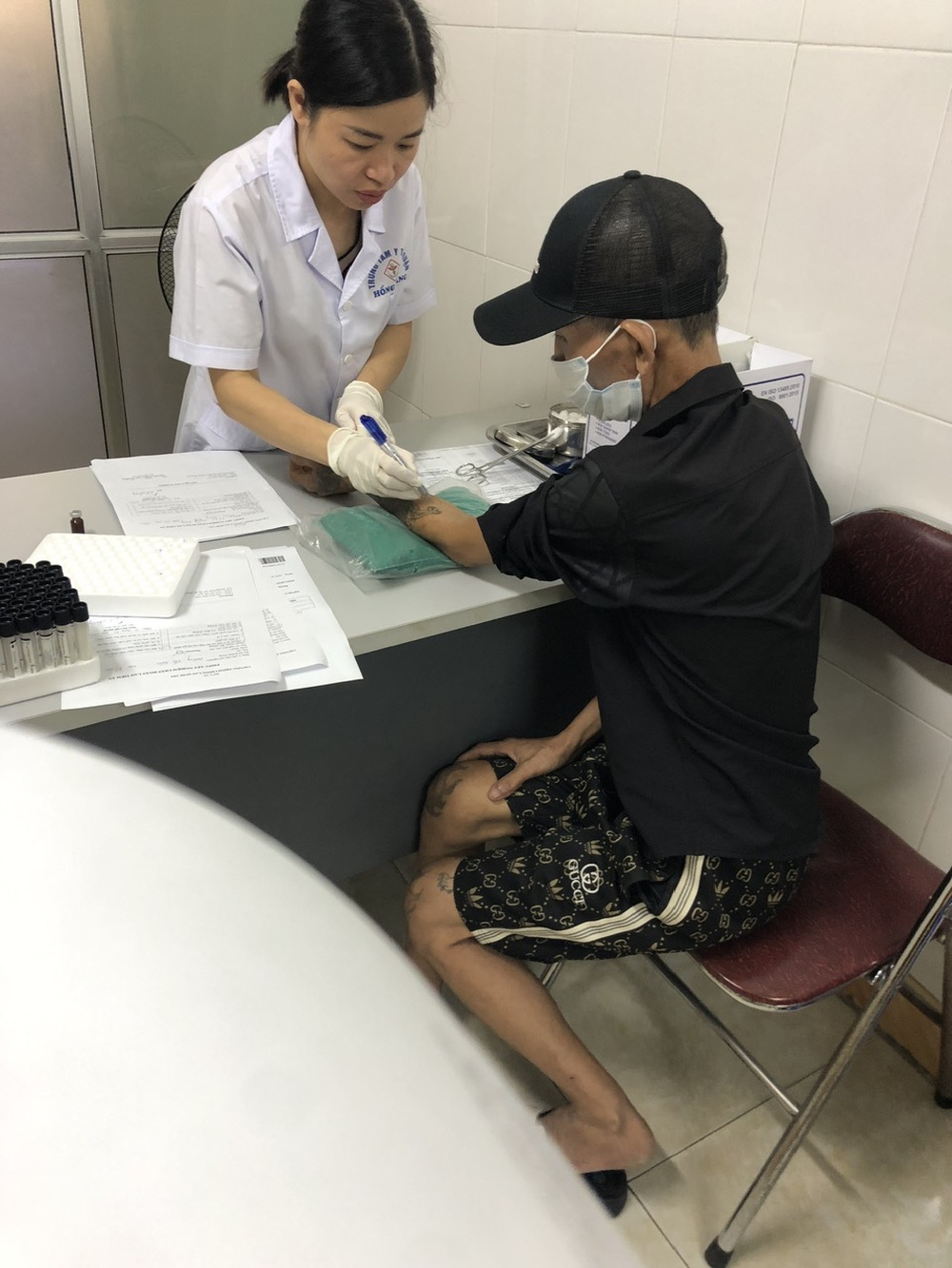 [Phóng sự ảnh] Chuyện của Giang: Hành trình đi qua bóng tối- Ảnh 52.