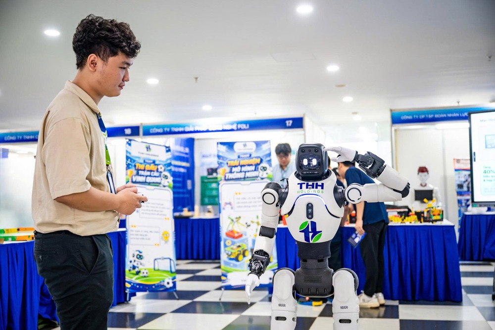 Hà Nội giải bài toán cốt lõi của chuyển đổi số bằng nền tảng dùng chung - Ảnh 12.