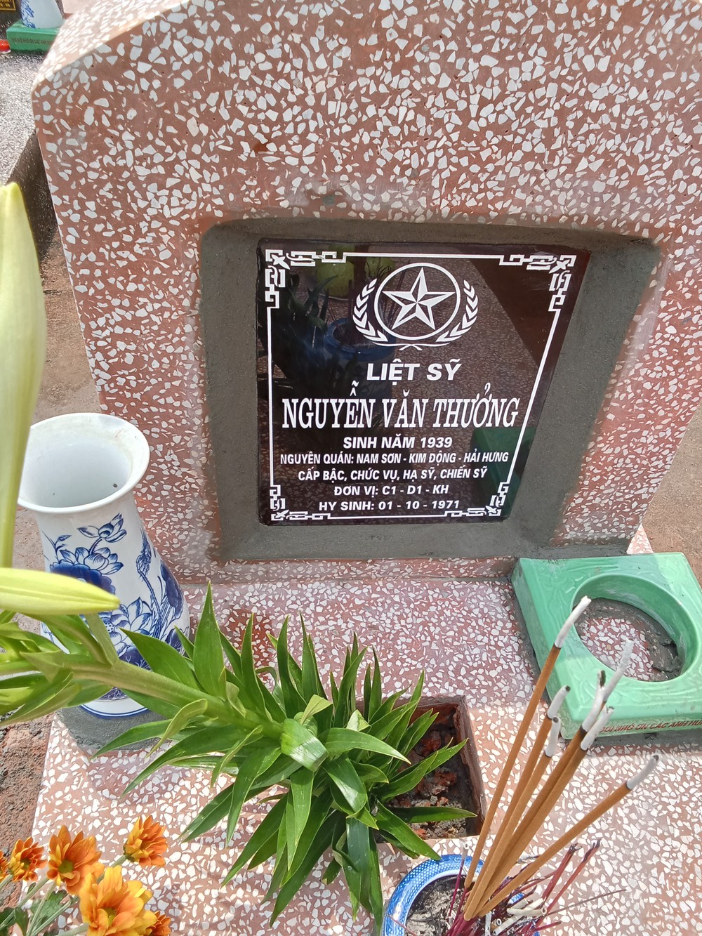 'Hơn 50 năm rồi, cuối cùng tôi cũng tìm thấy bố' - Ảnh 12.