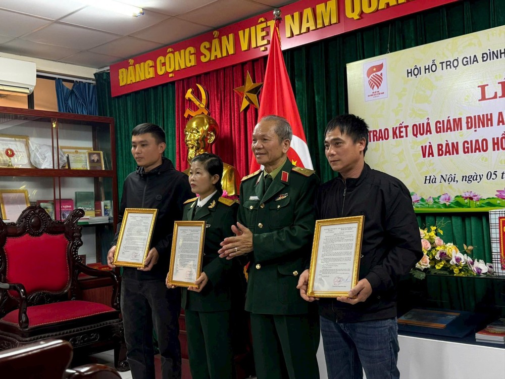 'Hơn 50 năm rồi, cuối cùng tôi cũng tìm thấy bố' - Ảnh 13.