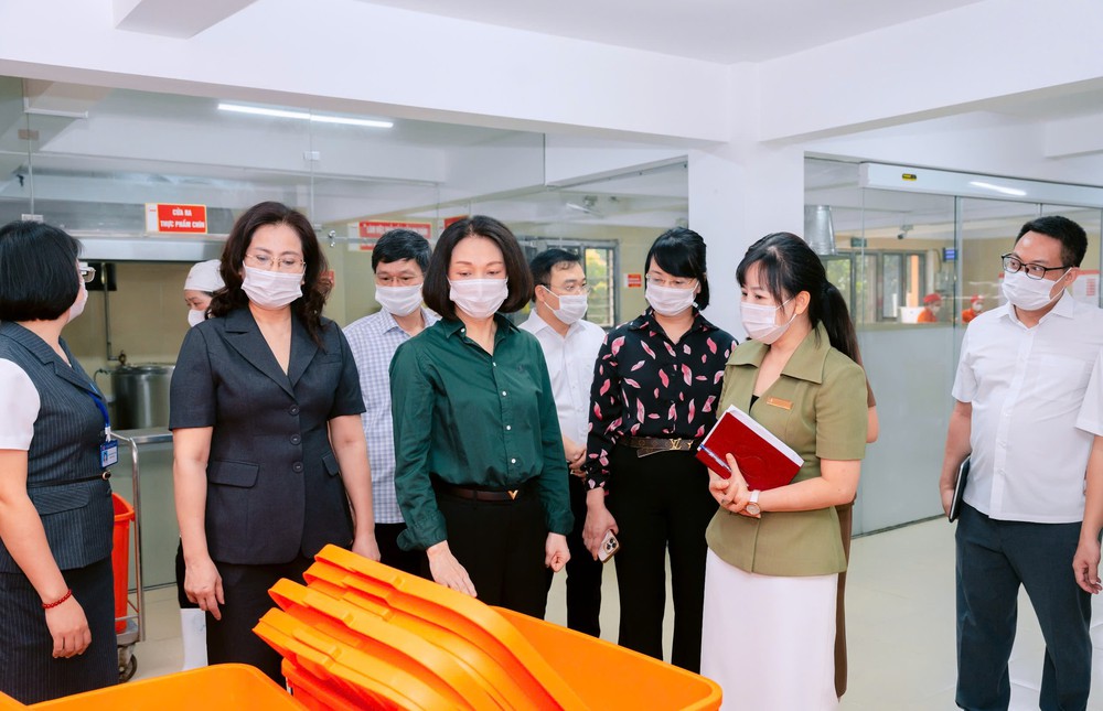 Hà Nội gỡ 'điểm nghẽn' ATTP (1): Từ mệnh lệnh hành chính đến cam kết sức khỏe - Ảnh 8.