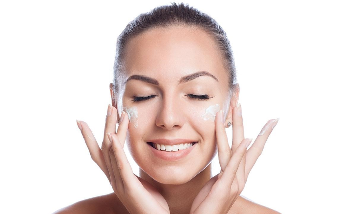 6 bước massage mặt tại nhà ngăn ngừa lão hóa