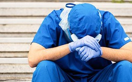 Stress, sang chấn tâm lý - nỗi ám ảnh của nhân viên y tế trong đại dịch COVID-19