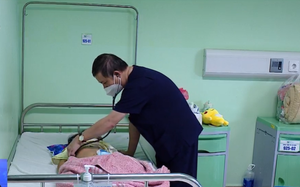 Sức khoẻ bé gái ở Phú Thọ mắc cúm A/H5 đã hồi phục, không còn đặt nội khí quản