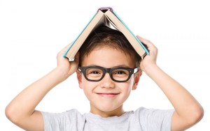 Những cách hỗ trợ cải thiện tình trạng cận thị ở trẻ