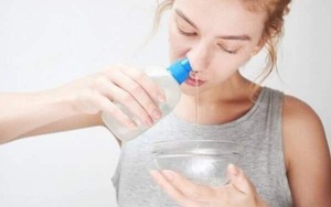 Rửa mũi – Bước đầu quan trọng trong điều trị và phòng ngừa bệnh lý mũi xoang
