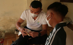 Đồng tính nam nhiễm HIV - Lời người trong cuộc (1): Sau 'lớp vỏ' bình yên...- Ảnh 6.