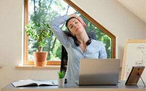 Cách tập thể dục trong giờ nghỉ trưa nơi công sở