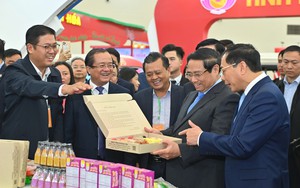 Thủ tướng yêu cầu đẩy mạnh quảng bá sản phẩm, thương hiệu địa phương tại Hội chợ Mùa Xuân 2026