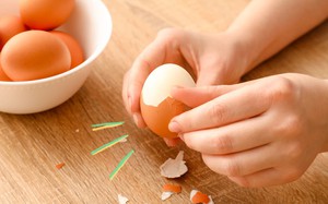 Ăn trứng luộc buổi sáng giúp giảm cân hay gây tăng cân?