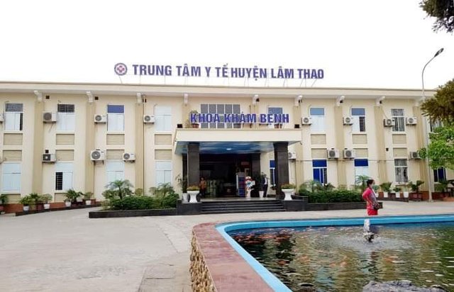 Phú Thọ: Phong tỏa một TTYT huyện do ghi nhận ca mắc liên quan đến người chăm bệnh - Ảnh 1.