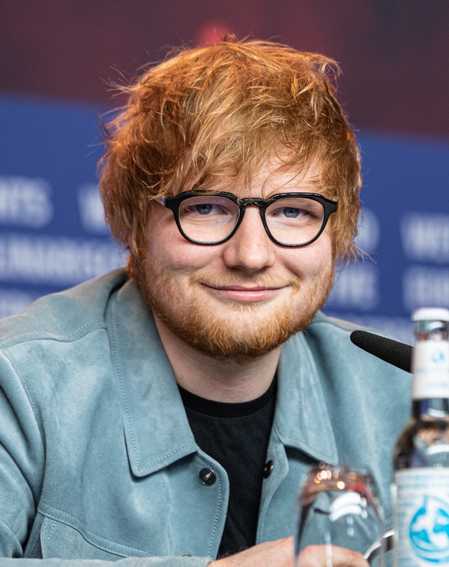 Ca sĩ nổi tiếng người Anh Ed Sheeran mắc COVID-19 - Ảnh 1.