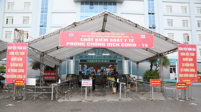 BVĐK tỉnh Phú Thọ khám chữa bệnh tại nhà cho người dân - Ảnh 1.