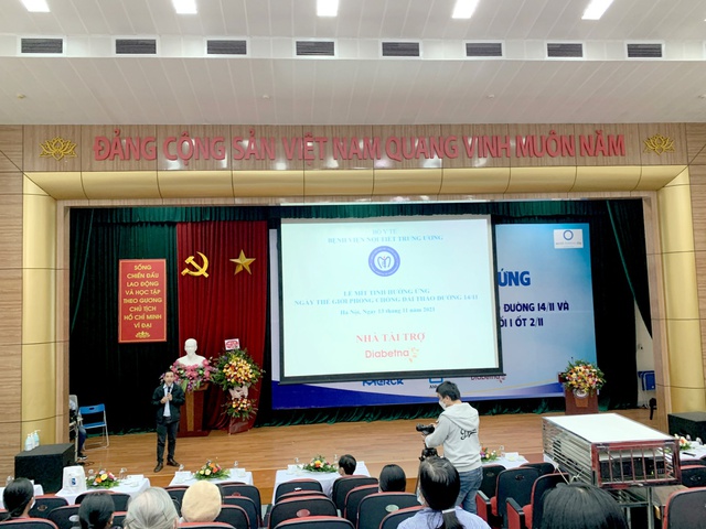 Dược phẩm Ích Nhân cùng BV Nội tiết TW chăm sóc sức khỏe người tiểu đường - Ảnh 3. Dược phẩm Ích Nhân cùng BV Nội tiết TW chăm sóc sức khỏe người tiểu đường - Ảnh 3.