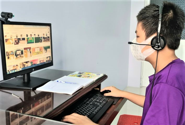 Học online, cả phụ huynh, trẻ em và giáo viên đều cảm thấy nhiều áp lực - Ảnh 2.