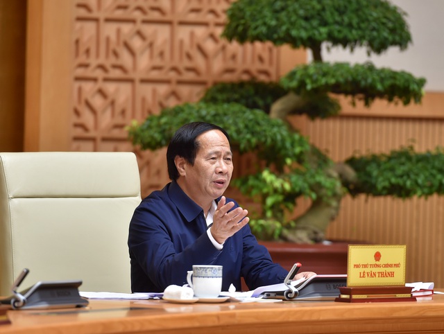 Phó Thủ tướng Lê Văn Thành nhận định, RAI là cơn bão muộn, rất mạnh và dễ gây tâm lý chủ quan - Ảnh 2.
