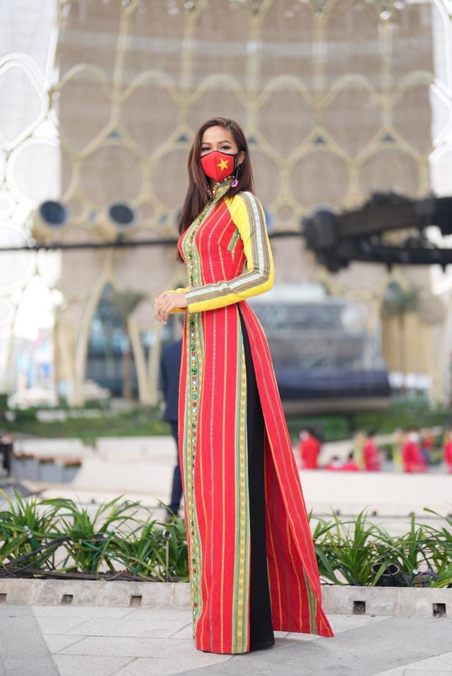 Hoa hậu H’Hen Niê quảng bá áo dài Việt tại World Expo Dubai 2020 - Ảnh 5.