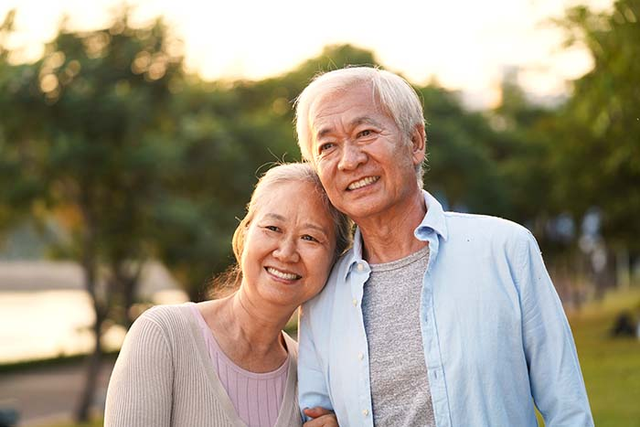 Lựa chọn khéo để có món quà dinh dưỡng tinh tế cho người lớn tuổi - Ảnh 1.