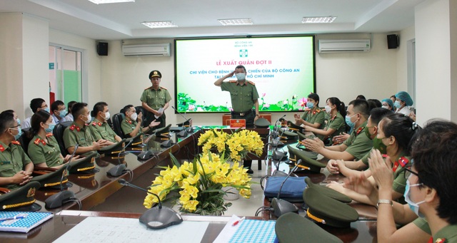 Y tế công an tiếp tục hỗ trợ TP. Hồ Chí Minh chống dịch - Ảnh 2.