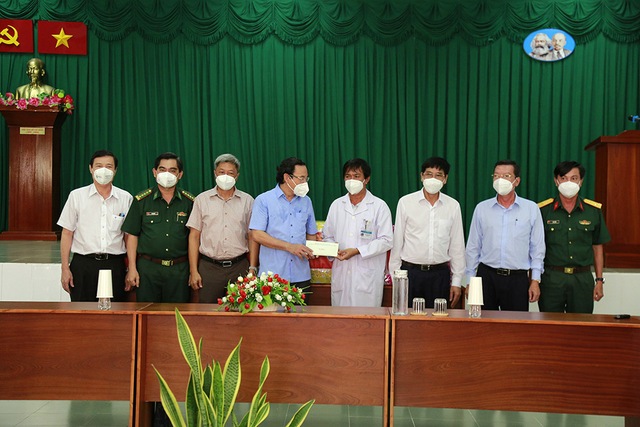 Thứ trưởng Bộ Y tế Nguyễn Trường Sơn: Cần xây dựng &quot;ngân hàng máu&quot; ngay tuyến huyện - Ảnh 3.