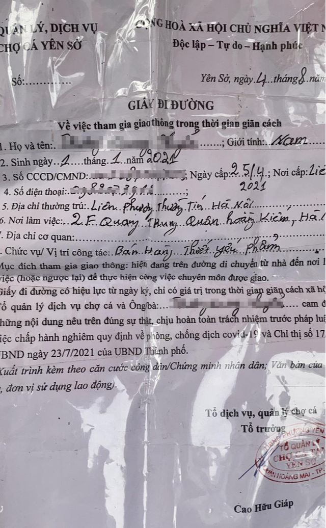 Xử phạt nhiều trường hợp tụ tập bên ngoài chợ cá lớn nhất Hà Nội giữa cao điểm chống dịch - Ảnh 5.