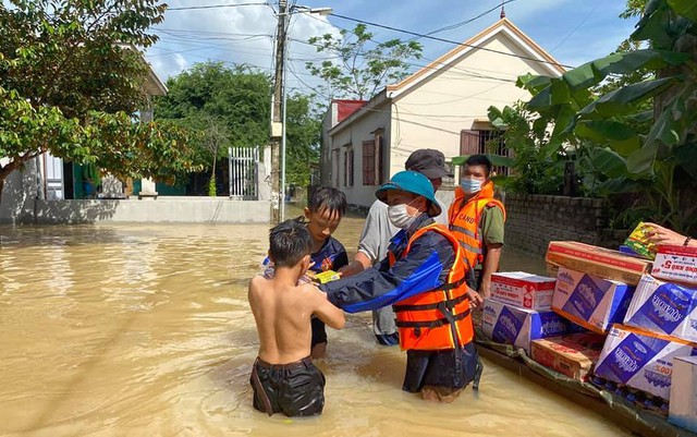 Nghệ An: Sẵn sàng đảm bảo phòng chống dịch trước tình hình mưa bão - Ảnh 2.
