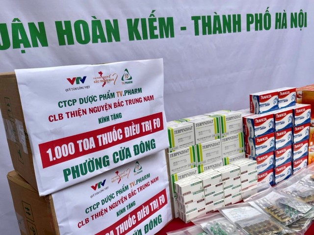 10.000 túi thuốc hỗ trợ bệnh nhân F0 Hà Nội - Ảnh 4.